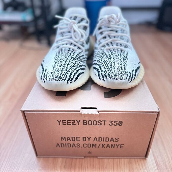 Yeezy 350 Zebra (Rep) - Picture 5 of 6